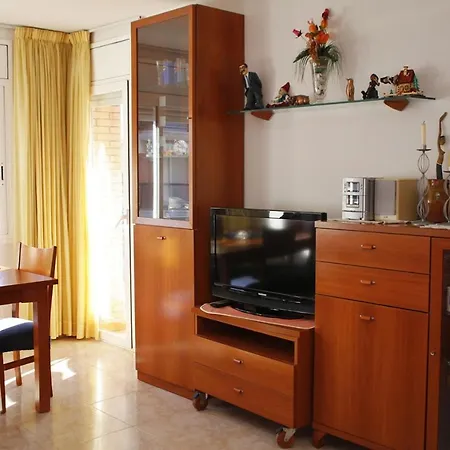 Apartment At061 Cerca Del Centro, Con Piscina Y A 5 Min De La Playa Torredembarra